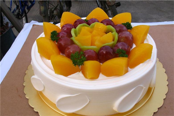 爱达乐蛋糕店水果