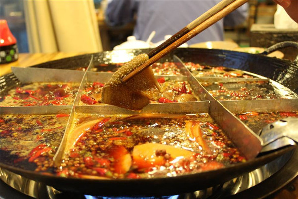 金三峡火锅提供多种餐品销售