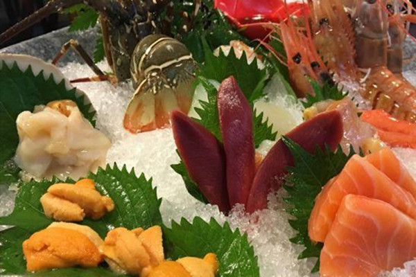 寿司店加盟收费标准是多少  午渔寿司店加盟费须知