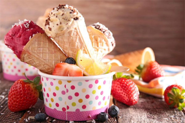 halotop冰淇淋草莓