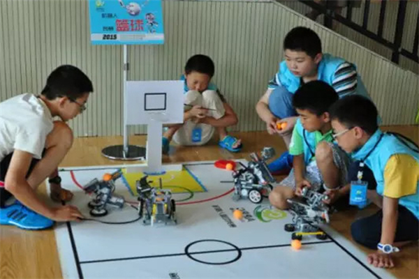 儿童机器人教育玩具