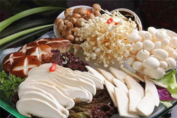 锅圈汇火锅食材超市菌菇
