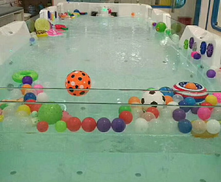 儿童游泳馆设备加盟