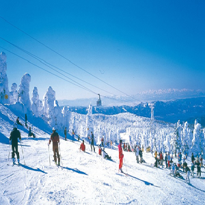 万隆滑雪场