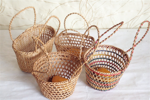 手工编织工艺品篮子