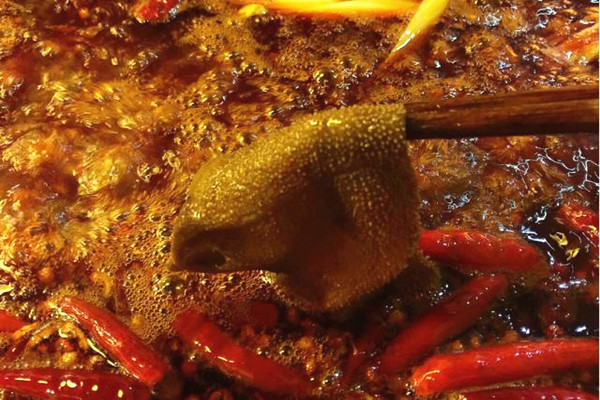 巴山味庄老重庆街市火锅，别有风味的美食，值得选择的创业项目