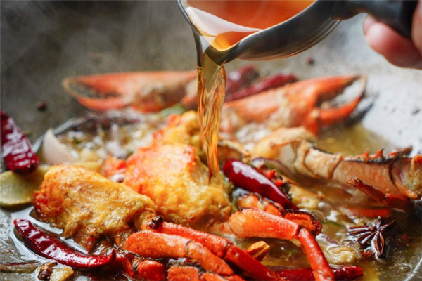 Crayfish小龙虾肉蟹煲特色
