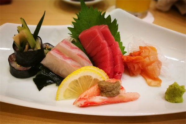 申寿司生鱼片
