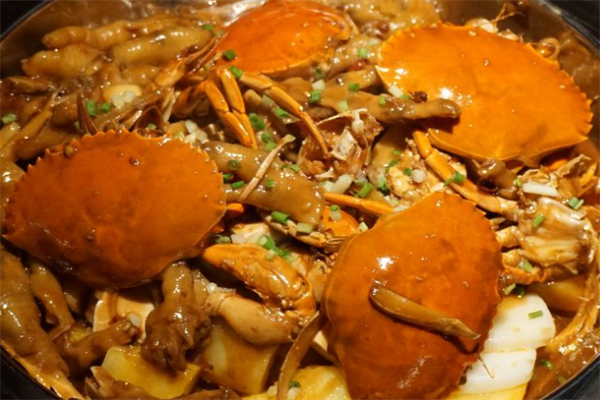 和蟹社会肉蟹煲梭子蟹