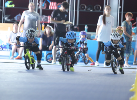 17Try THEGUYTOWN 儿童BMX小轮车平衡车俱乐部
