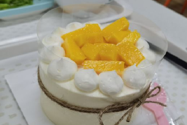 初见荟甜蛋糕芒果蛋糕