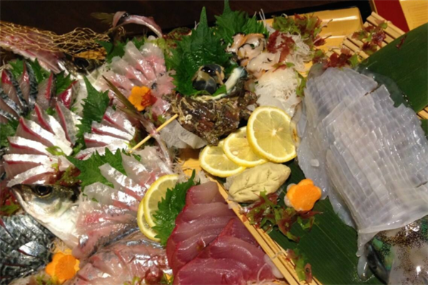 长崎鲜鱼市场鱼片