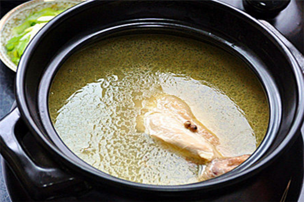 黄记瓦罐煨汤好吃