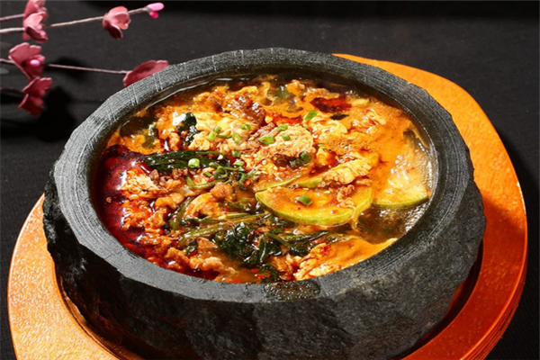 韩一石锅拌饭美味
