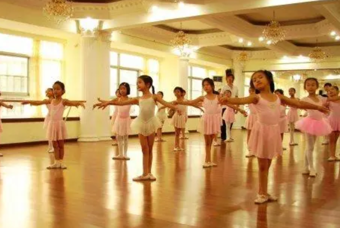 朱丽叶芭蕾舞蹈学校