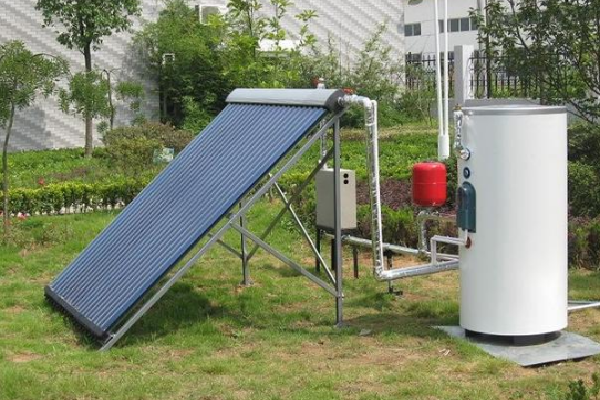 新飞太阳能热水器方便实用