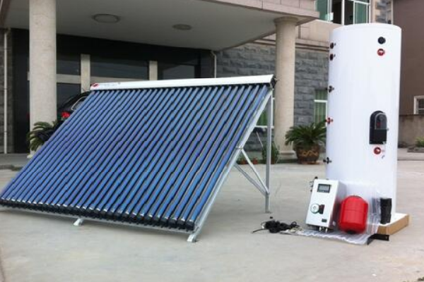 新飞太阳能热水器大型款式