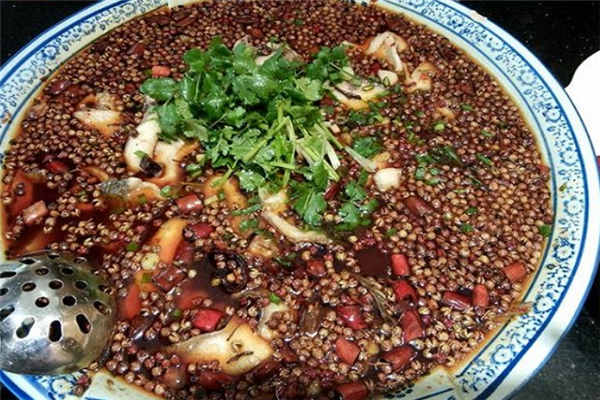 老六铁锅炖鱼麻椒