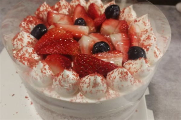 欧美滋手工创意蛋糕草莓