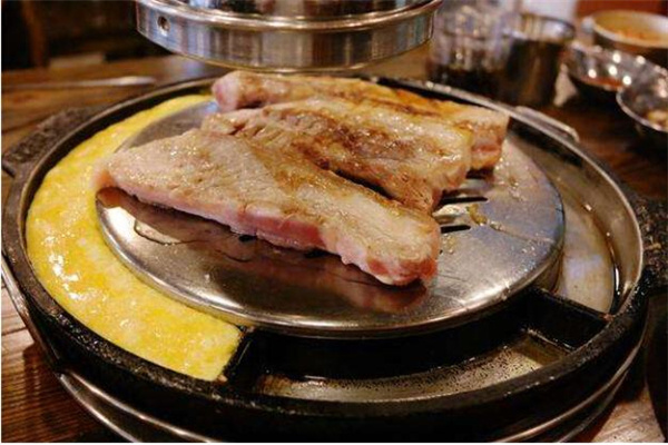 韩红石板肉烤肉