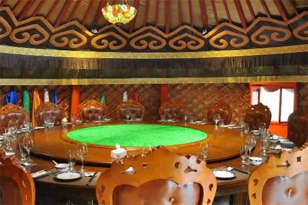 蒙古包餐厅特色