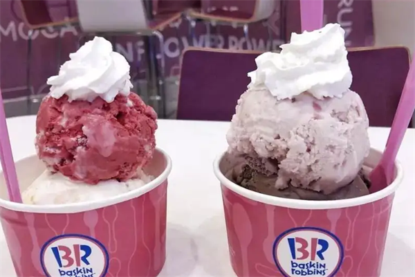 BaskinRobbins草莓冰淇淋