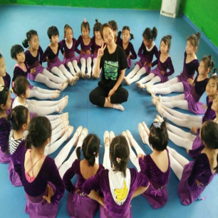 舞之韵艺术培训中心