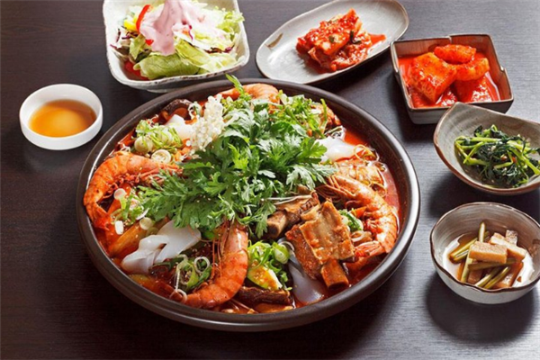 萨拉伯尔韩国传统料理餐厅风味