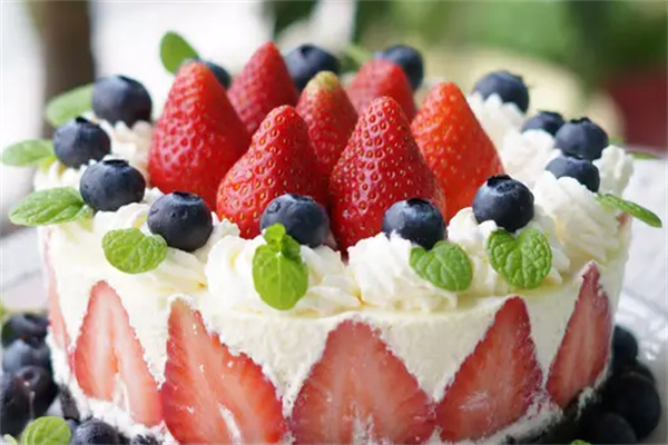 美食乐蛋糕草莓蛋糕
