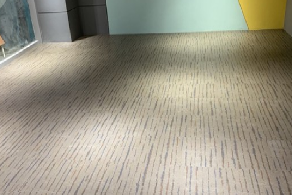 金鼠石塑地板防滑