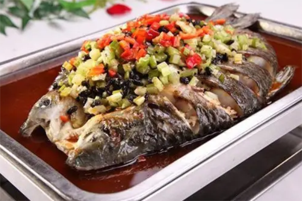 韩鱼客烤鱼：鲜活烤鱼卖点多，财富市场无限大！