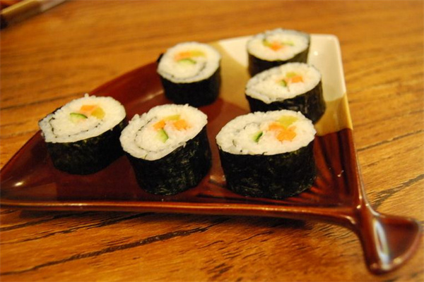 樱寿司日式料理
