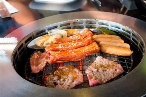 自助韩国烤肉特色