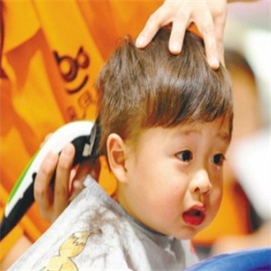  Children's hair cutting brand