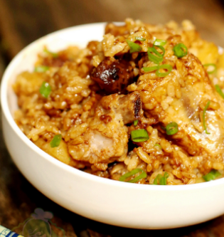 干锅焖饭健康
