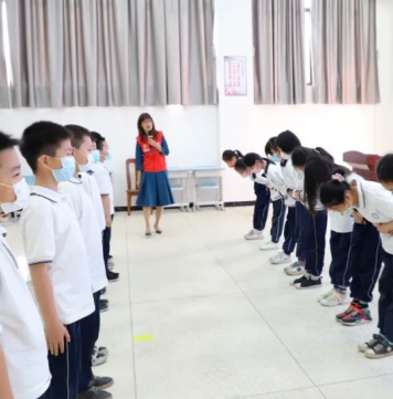  Safety of etiquette training for children