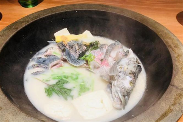 生态石锅鱼营养