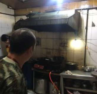  Oil fume purifier cleaning