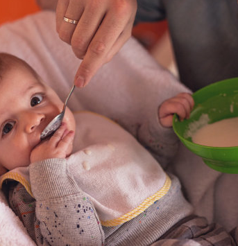 婴幼儿辅食培训班