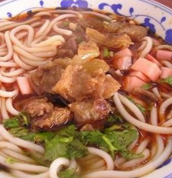 牛肉粉館服務(wù)好