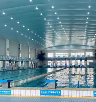 小型游泳馆