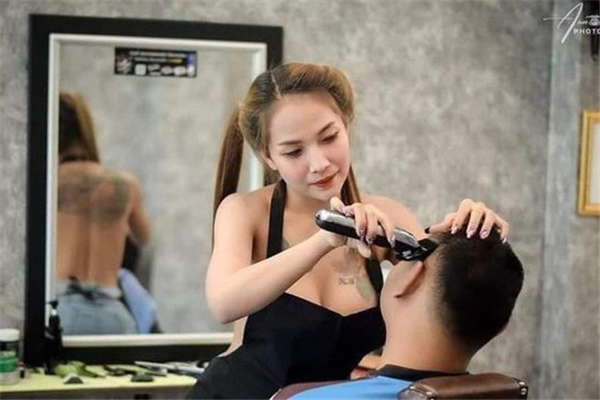 美容美發(fā)連鎖負(fù)責(zé)