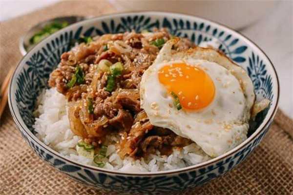 日式灼飯營養(yǎng)