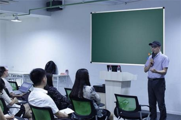 老師培訓負責