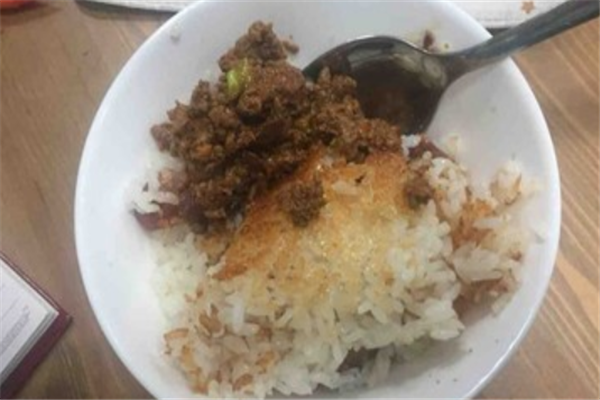 牛肉鍋巴飯營(yíng)養(yǎng)