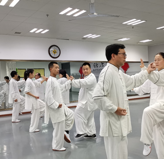 滑拳館資質(zhì)齊全