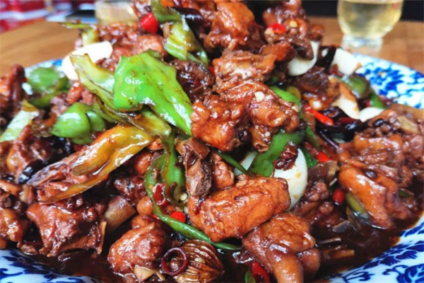烧土鸡美味