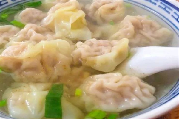 餛燉鋪美味