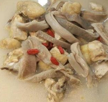 肚煲雞好吃