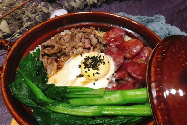 湘味煲仔美味